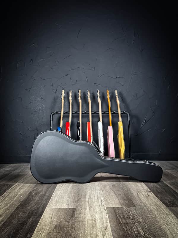Fender Hard Shell Dreadnought Acoustic Guitar Case image 1