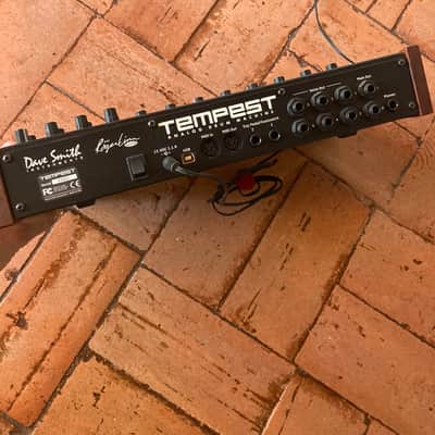 DSI Dave Smith Instruments Tempest 6-Voice Drum Machine 2011 - 2018 - Black with Wood Sides image 5