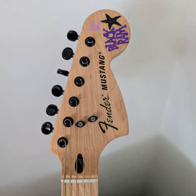 Fender David Bowie "Ziggy Stardust" Mustang 1 of 1 - Pro Setup - Artist Guitar - Original - Capri Orange image 14
