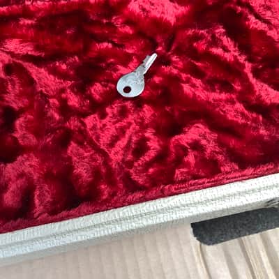 Fender Custom shop limted edition strat stratocaster guitar case hardcase 2 color version made in USA image 7