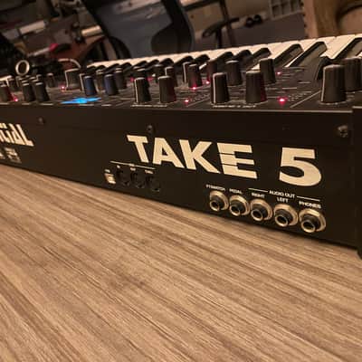 Sequential Take 5 44-Key 5-Voice Compact Polyphonic Synthesizer 2021 - Present - Black image 5