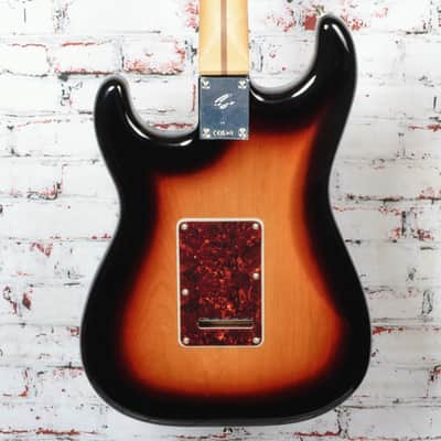 Fender Player II Modified Stratocaster, Maple Fingerboard, 3 Tone Sunburst image 7