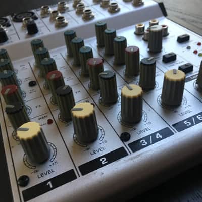 8 in 2 Mixer Behringer Eurorack UB802 image 3