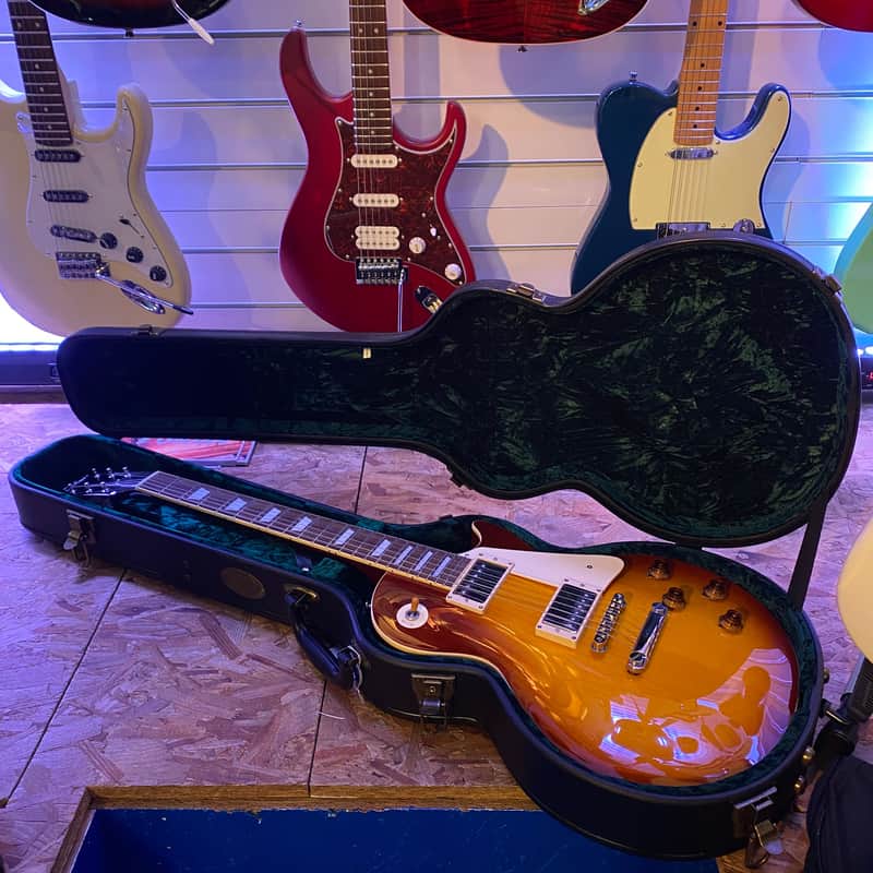 Tokai 'Love Rock' Les Paul Style Electric Guitar Made In Japan Inc
