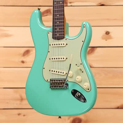Fender Custom Shop 1959 Stratocaster Journeyman Relic - Super Faded Aged Sea Foam Green - CZ582131 - PLEK'd image 3