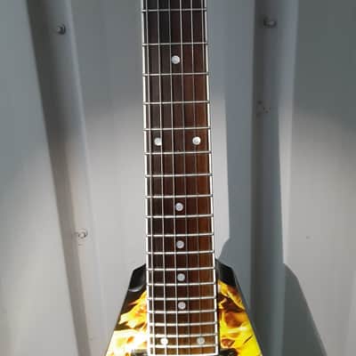 Dean V (Dave Mustaine Signature) // End Game Graphic image 4