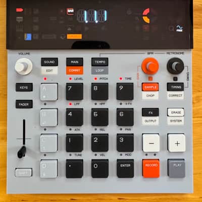 Teenage Engineering EP–133 K.O. II w/ Decksaver + Soft Case image 3