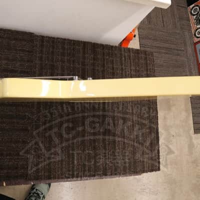 Gibson Explorer image 14