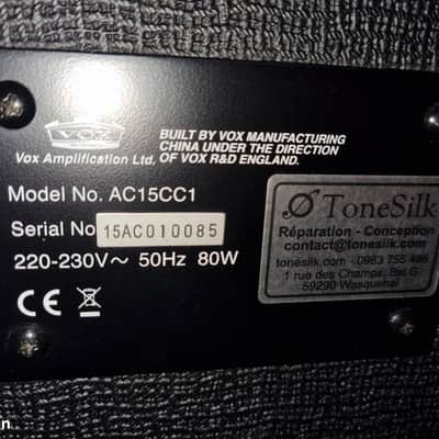 Vox AC15CC1 Custom Classic 15-Watt 1x12" Guitar Combo 2006 - 2010 - Black image 4