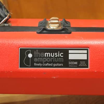 Calton Custom Hardshell Case for 000-12 fret acoustic, Red exterior image 2