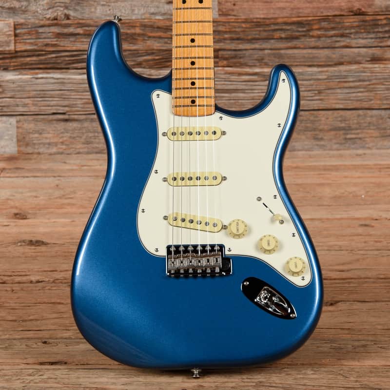Fender American Vintage II 1973 Stratocaster Lake Placid Blue 2023