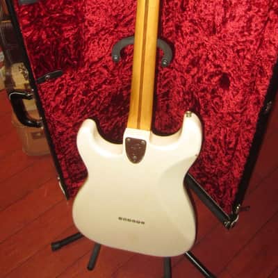 1977 Fender Stratocaster Hardtail White w Fender Hardshell Case image 5