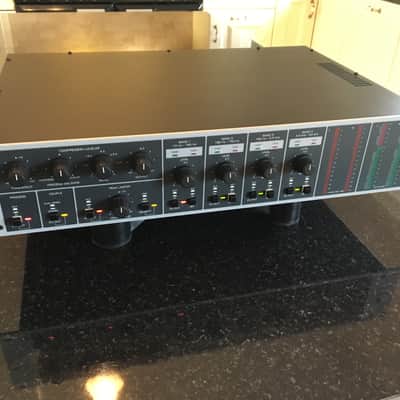 Behringer Combinator MDX-8000 Multiband Compressor/ Limiter - Rare