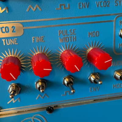 Reco-Synth Mutuca FM - Analog Synthesizer by Arthur Joly - Ultra Rare image 9