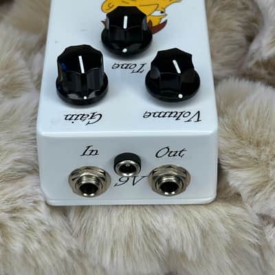 Toketone+ Schnobel Tone “Dumbbell” pedal clone 2025 - White image 3