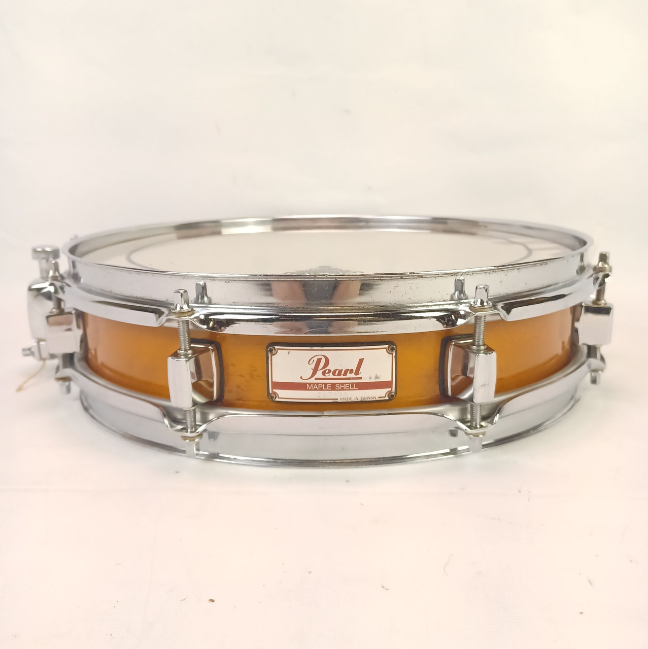 Pearl 3x13"Maple-Shell Piccolo Snare Drum 8Lug Vintage90s Lever-Throw-Off Effect — main photograph