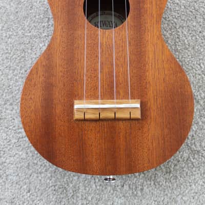 Kiwaya Brand Eco Series KS-1G Soprano Ukulele W Heavy Padded Gig Bag image 4
