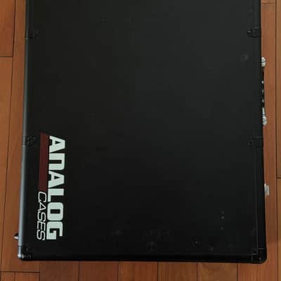 Line 6 Helix Floor 2015 - Present - Black WITH SCREENGUARD, PADDED HARD CASE image 5