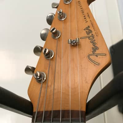1989 USA Fender Stratocaster '62 Reissue RI - AVRI Sunburst • Vintage image 6