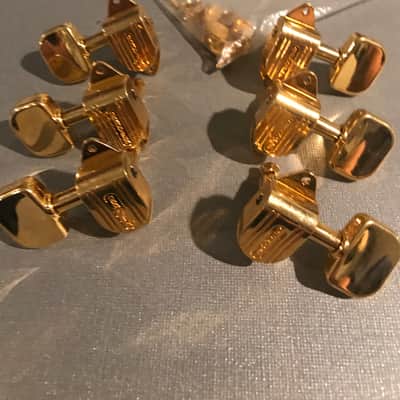 Grover Imperial tuners 70s Gold Butterbean Tuners with Bushings image 1
