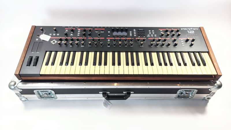 Dave Smith Instruments Prophet 12 61-Key 12-Voice Polyphonic