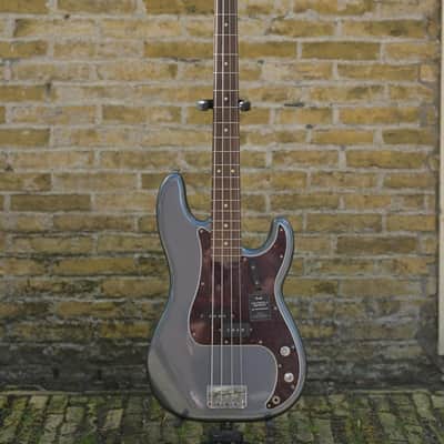 Fender Limited Edition Vintera II Road Worn '60s Precision Bass - Charcoal Frost Metallic image 14