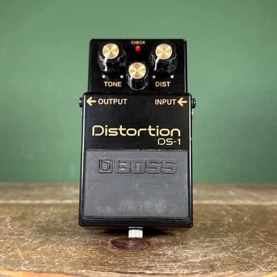 Boss DS-1-4A 40th Anniversary Distortion  2017 - Black / Yellow image 2