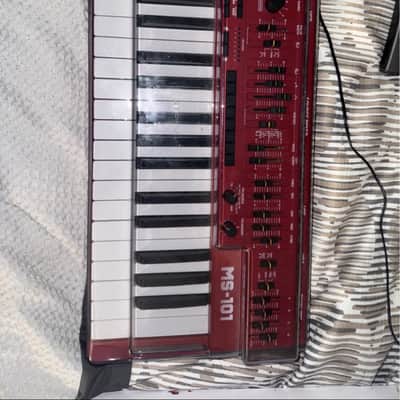 Behringer MS-101 Analog Synthesizer
