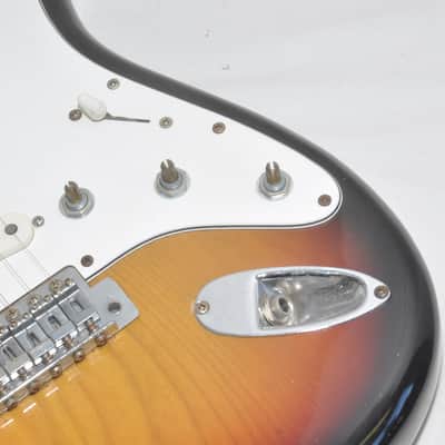 Fernandes Stratocaster Sunburst 1977-1981 Electric Guitar Ref No 6838 image 3