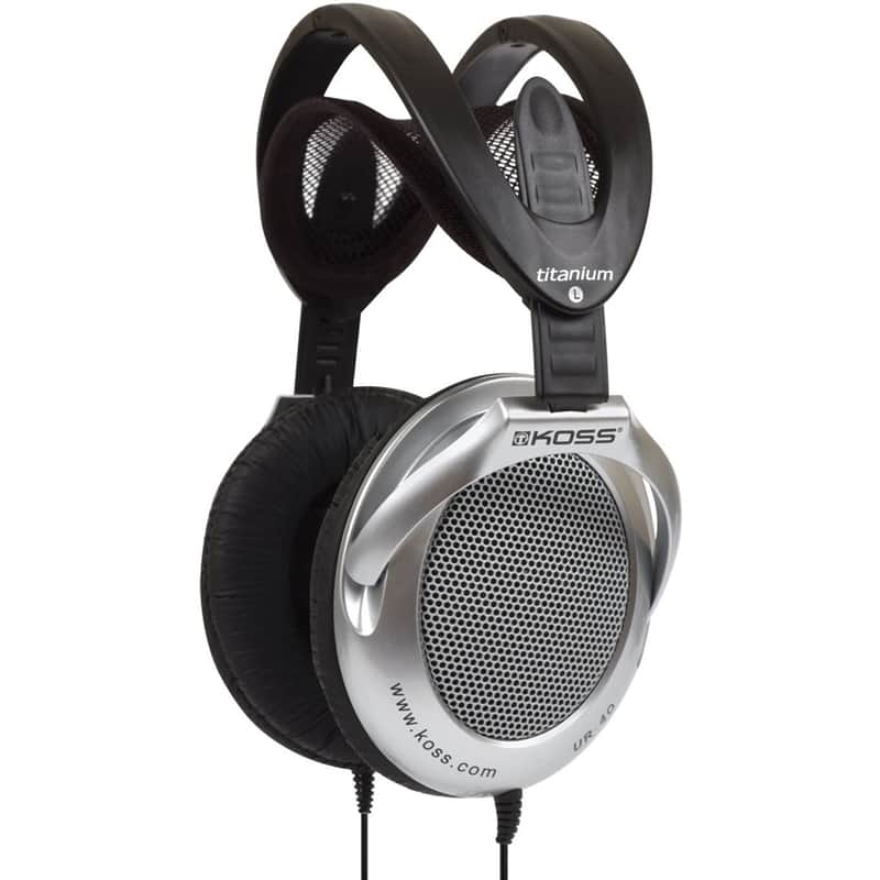 KOSS UR40 image 1