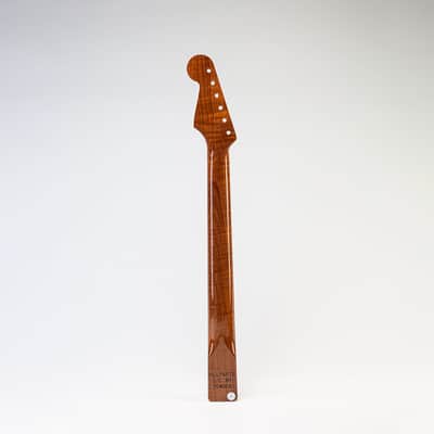 Allparts Select "Licensed by Fender®" AAA+ Roasted Flame Maple "VIN-MOD" Deluxe Replacement Neck for Stratocaster® - Nitro Finish - Bound Fretboard image 3