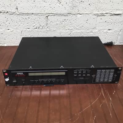 Yamaha TX802 TX 802 Rack mount DX7 synth | Reverb