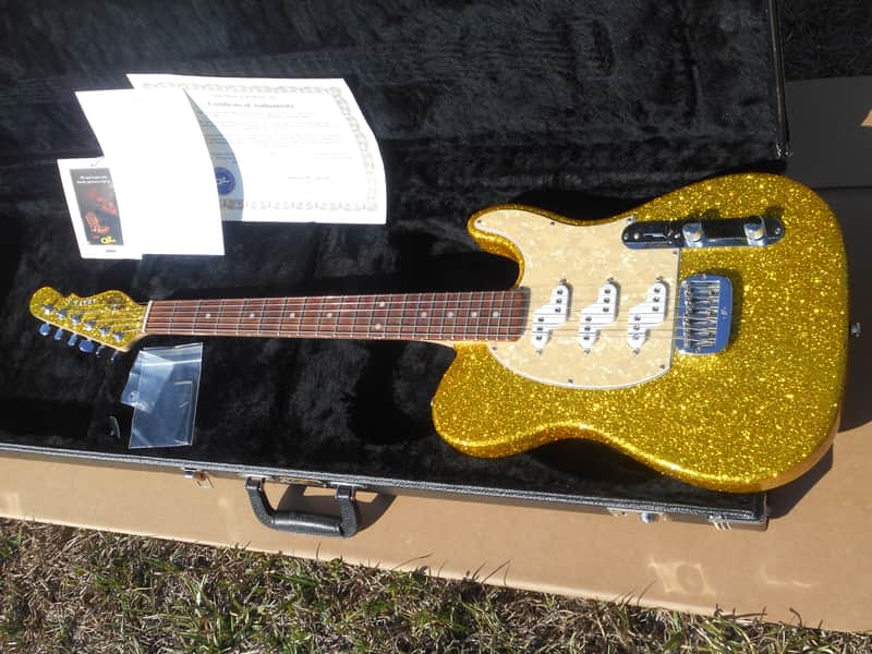 Stunning G&L ASAT Z3 Gold Metal Flake Sparkle With Certificate