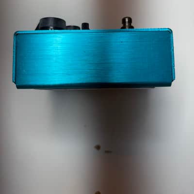 Way Huge WHE707 Supa-Puss Analog Delay 2013 - 2021 - Blue Guitar Pedal Echo Modulation image 4