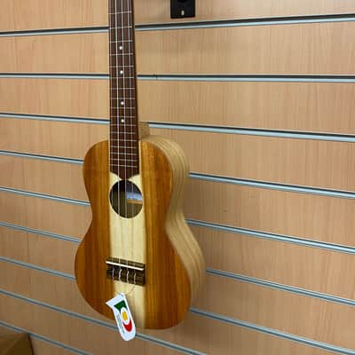 Lusitana UKCLK Koa Concert Ukulele image 2