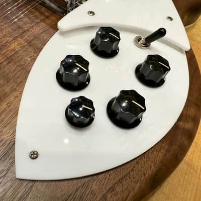 Rickenbacker 360/12W 12-string Electric Guitar Walnut Bild 9