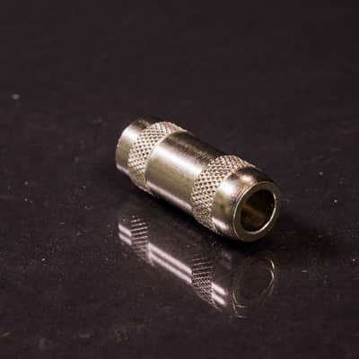 G&H Plugs Quiet Plug, 1/4" TS Right Angle - Nickel Housing / Nickel Plug image 3