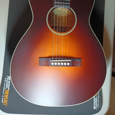 Recording King RDS-11-FE3 Series 11 Dreadnought Transparent