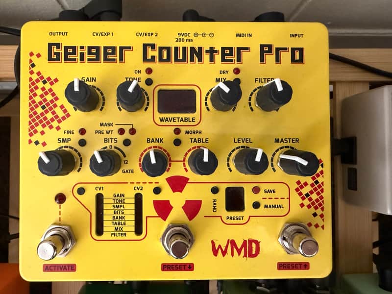 WMD Geiger Counter Pro 2010s - Yellow image 1