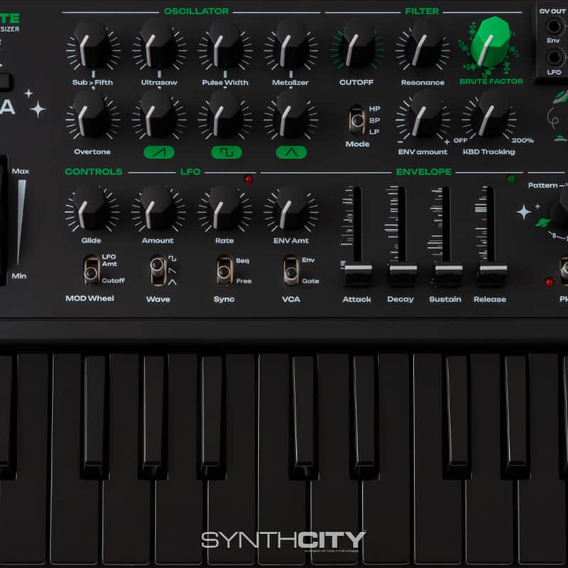 Arturia Microbrute 25-Key Synthesizer 2025 - UFO Black / Green image 1