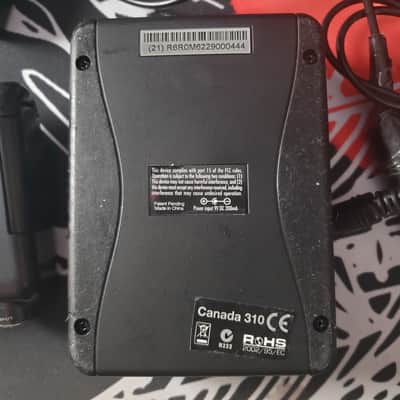 Line 6 Relay G30 Digital Wireless Guitar System (RXS06 Receiver + TBP06 Transmitter + Power Supply) image 3