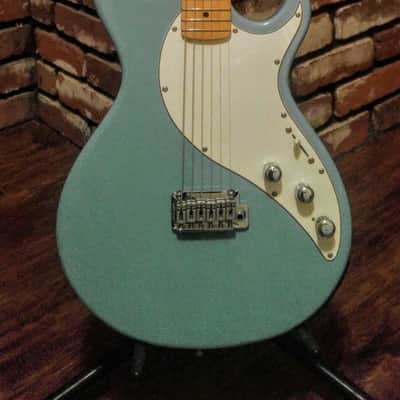 Line 6 Variax 600 Blue
