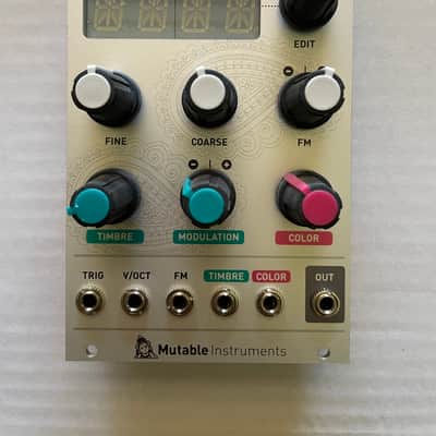 Mutable Instruments Braids 2014 - 2021 - Silver image 1