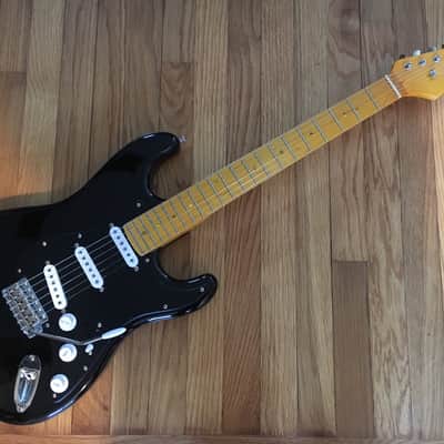 Custom David Gilmour “Black Strat” inspired Fender Stratocaster style w/alnico pu's,abalone inlays image 1