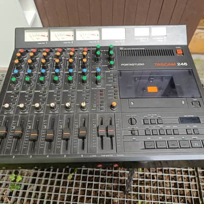 TASCAM Portastudio 246 + RC-71 remote image 9