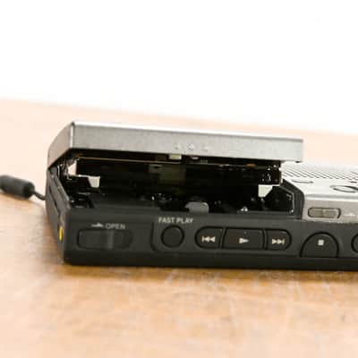 Sony MZ-B3 Portable MiniDisc Recorder (NO POWER SUPPLY) CG01NE0 image 14