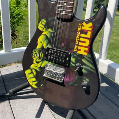 Peavey PV03013220 Marvel Universe Hulk Rockmaster 2010s - Graphic image 2