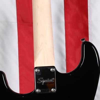 Squier Affinity Stratocaster Pack with Mustang Micro Amp - Black image 7