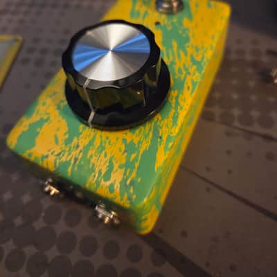 GoliathFX built Acapulco Gold Clone 2026 - Yellow with Green Splatter image 4