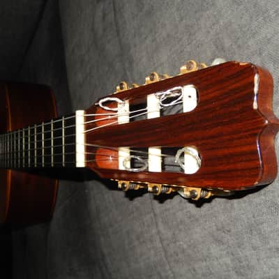 MADE IN 2002 - JOSE RAMIREZ R1 - SWEET AND POWERFUL CLASSICAL GUITAR image 4